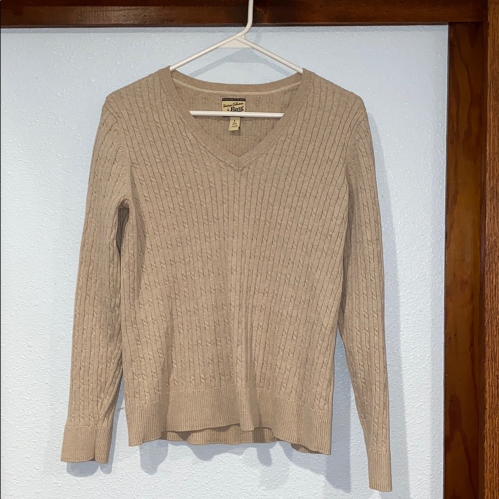 Bass tan sweater